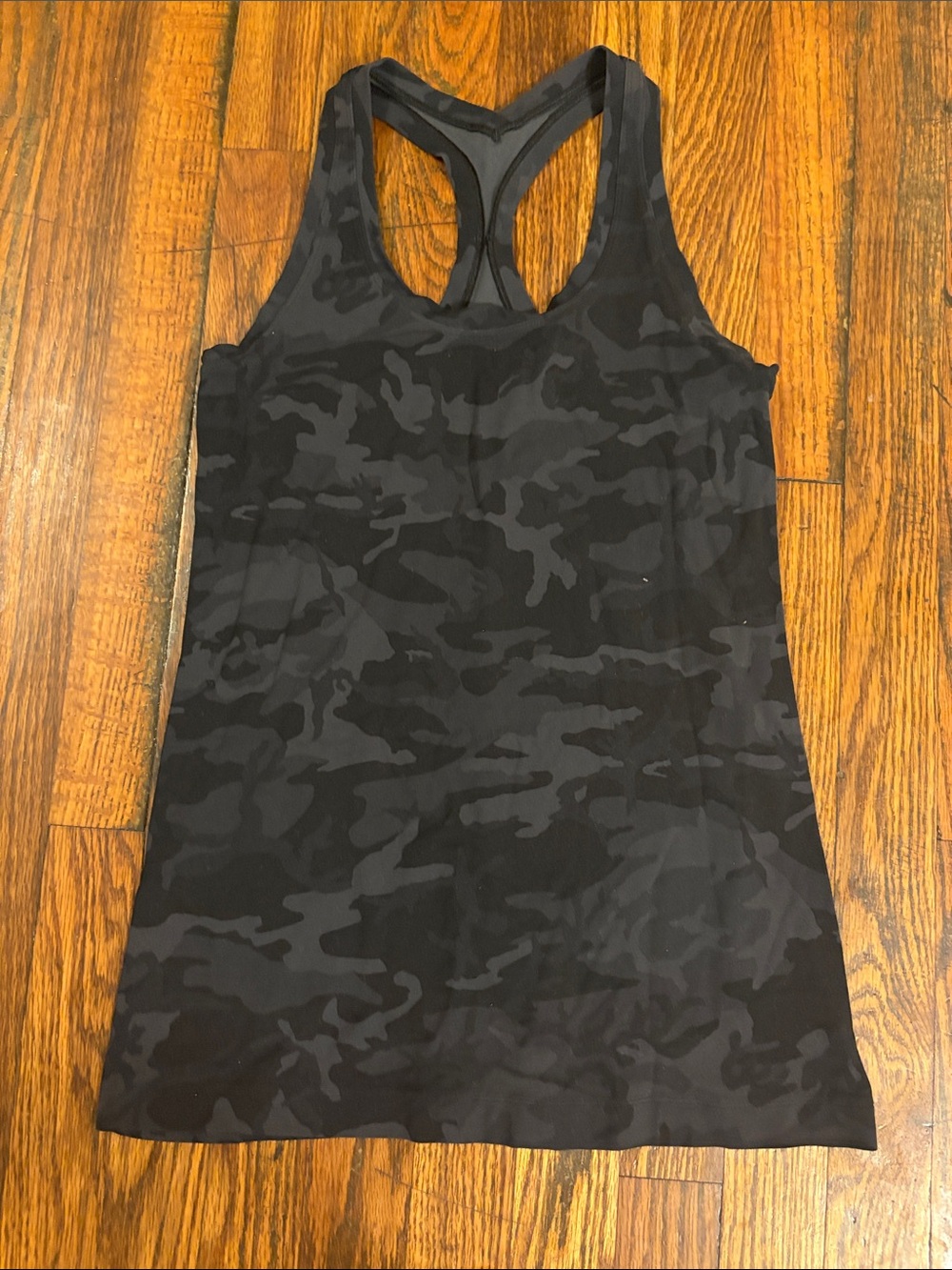 🎉Like New! Lululemon athletica Black & Charcoal Camo Racerback Tank